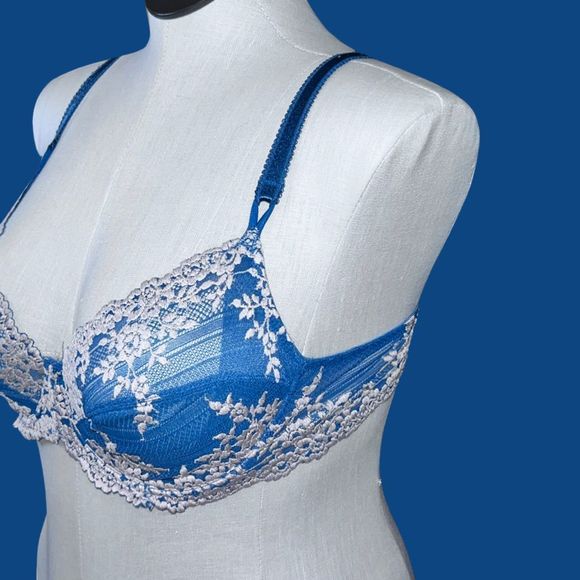 Plus Size Wacoal Blue/White Lace Non Molded Cup Bra Size 38C - Picture 2 of 5